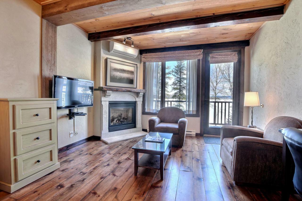 Les Condos Du Lac Taureau- Rooms & Condos Saint-Michel Esterno foto
