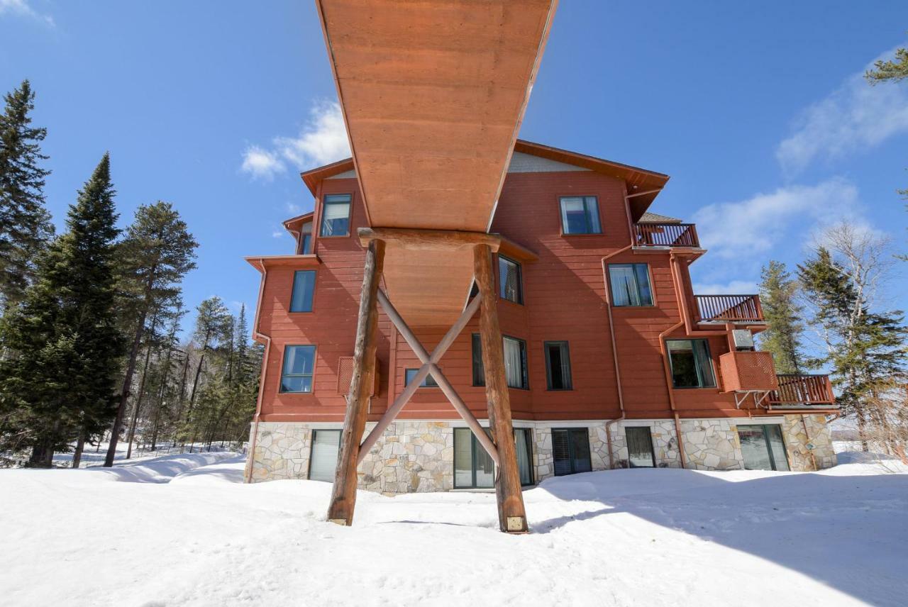 Les Condos Du Lac Taureau- Rooms & Condos Saint-Michel Esterno foto
