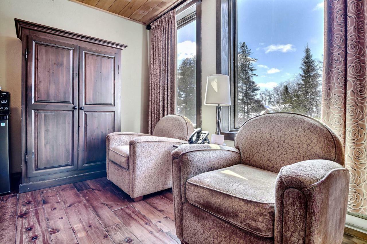 Les Condos Du Lac Taureau- Rooms & Condos Saint-Michel Esterno foto